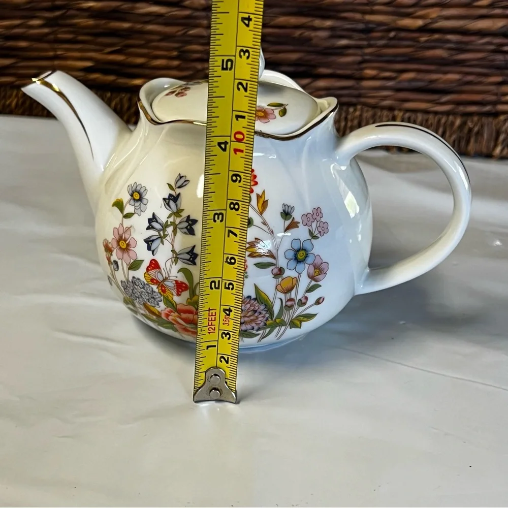Porcelain Teapot by the Robinson Design Group - 1989